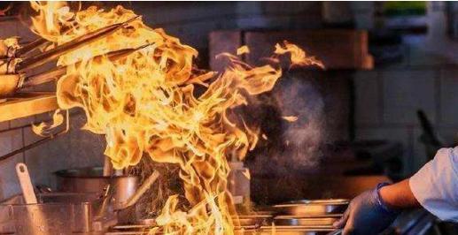 油煙凈化器使用過程中出現(xiàn)起火該怎么處理？